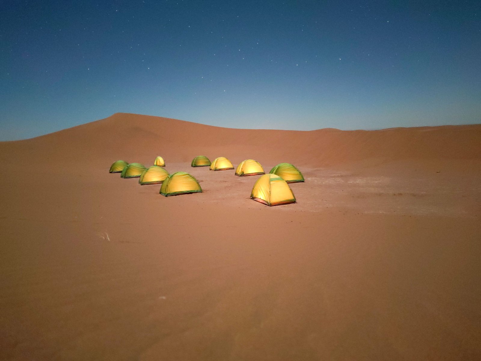 Une Nuit Sauvage au Désert – M’hamid à Erg Chegaga en 4x4